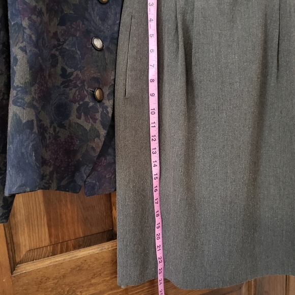 Amanda Smith Petites suit - Picture 4 of 8